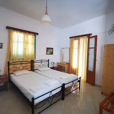 Nikos Aparthotel *