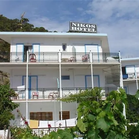 Aparthotel Nikos *