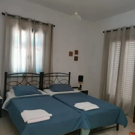 νίκος Ξενοδοχείο με διαμερίσματα Διαφάνιον