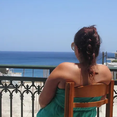 Nikos Aparthotel *