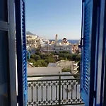 Nikos 公寓式酒店 *
