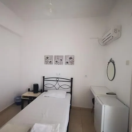 Ξενοδοχείο με διαμερίσματα νίκος *