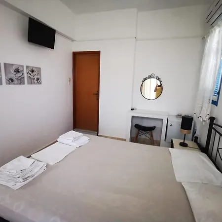 Ξενοδοχείο με διαμερίσματα νίκος *