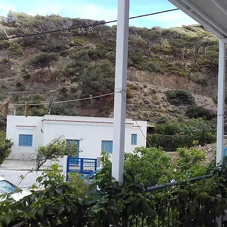 νίκος Ξενοδοχείο με διαμερίσματα *