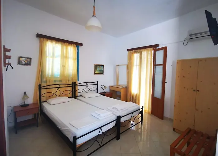 Nikos Lejlighedshotel *